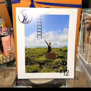 Louis vuitton The Book #12 brand New.